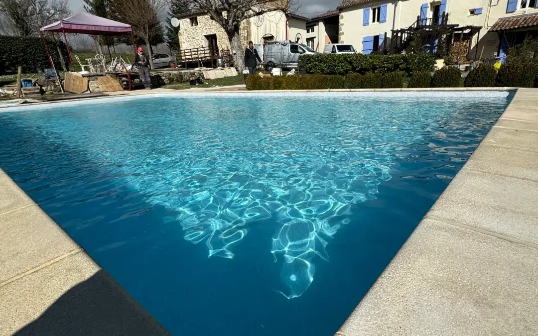 Construire une piscine à Narbonne : pourquoi préparer son projet dès l’hiver ?
